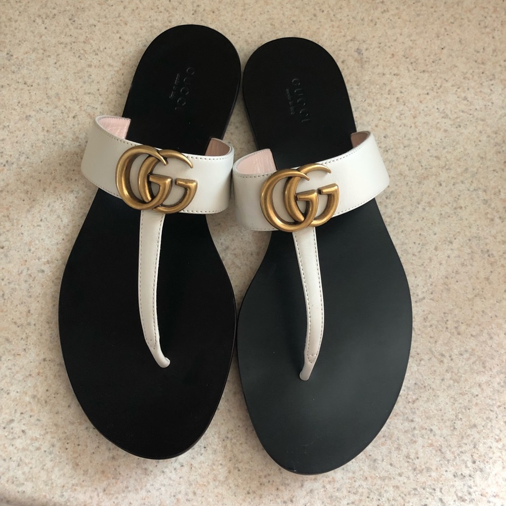 GUCCI MARMONT GG THONG SANDAL